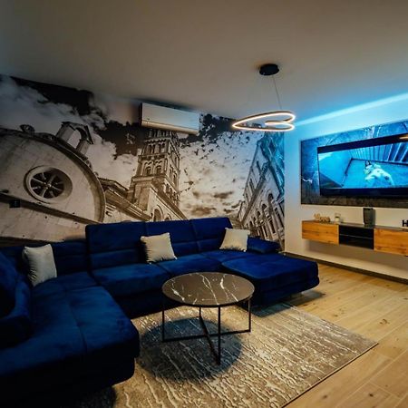 Black Queen Apartment Σπλιτ Εξωτερικό φωτογραφία
