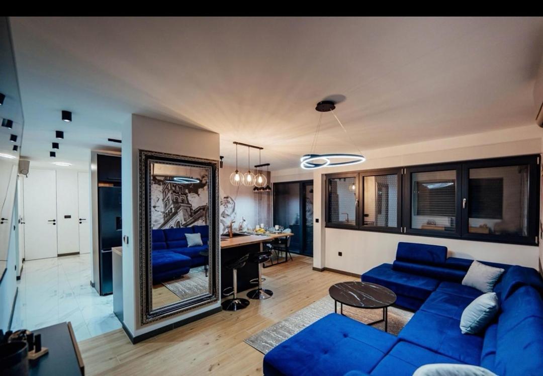 Black Queen Apartment Σπλιτ Εξωτερικό φωτογραφία