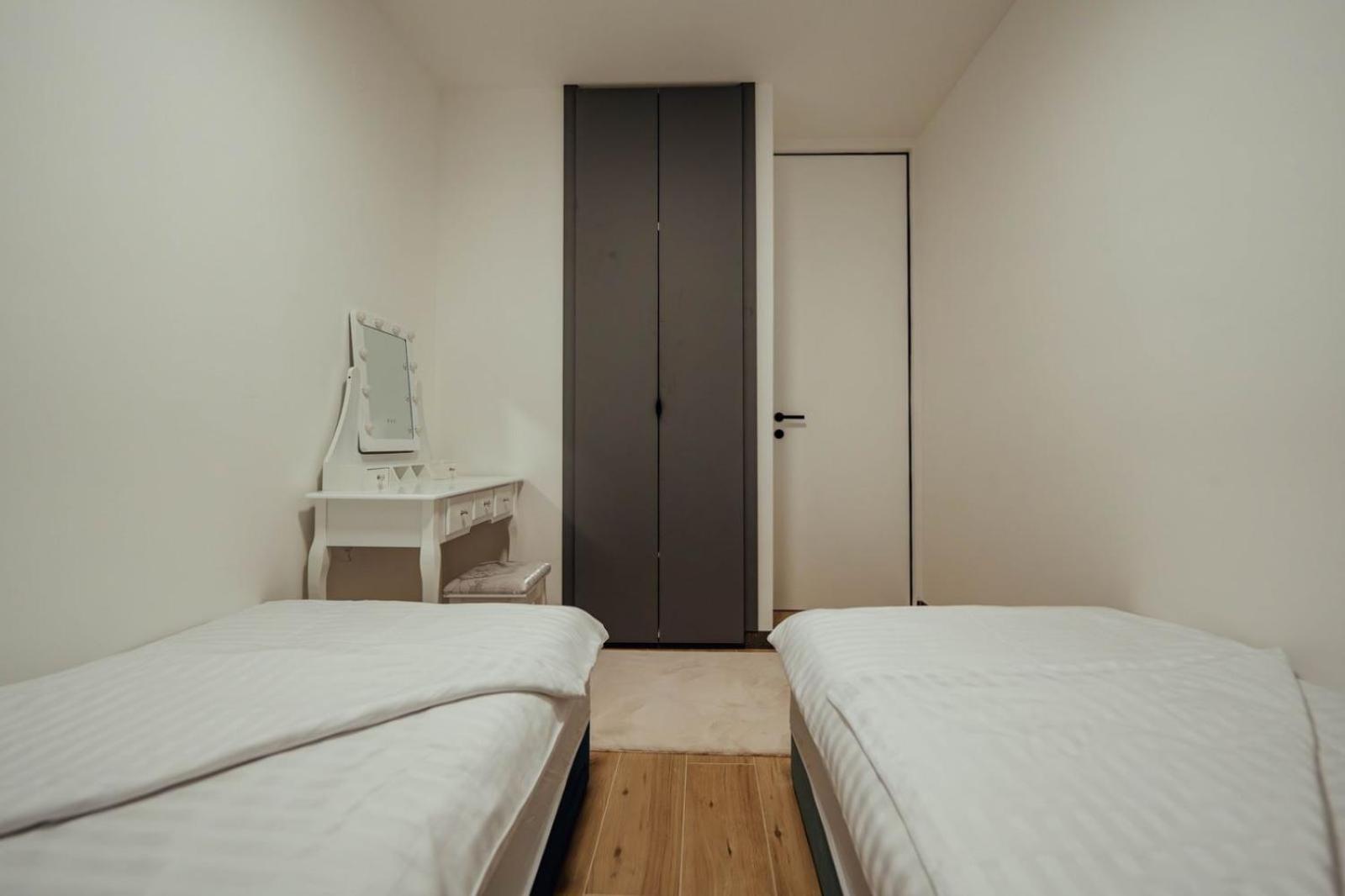 Black Queen Apartment Σπλιτ Εξωτερικό φωτογραφία